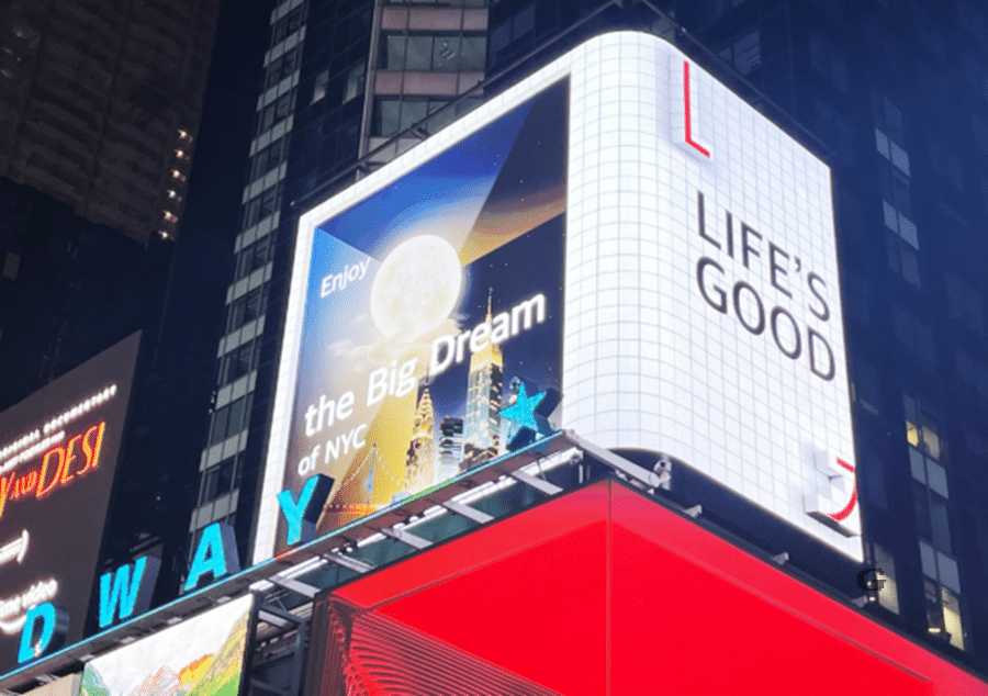 lg timesquare 3